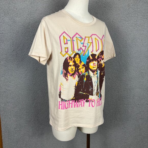 Love Tribe Juniors' Women's AC/DC Highway to Hell Cotton Tee Beige Small NWOT's - Picture 3 of 7